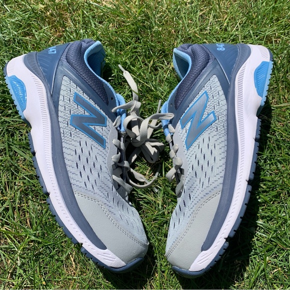 New Balance 847v4 Womens 9.5 Shoes Stability Support Trainer Walking Gray Blue - Picture 1 of 9
